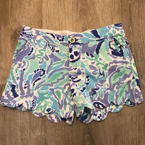 Lilly Pulitzer Scalloped Buttercup Shorts